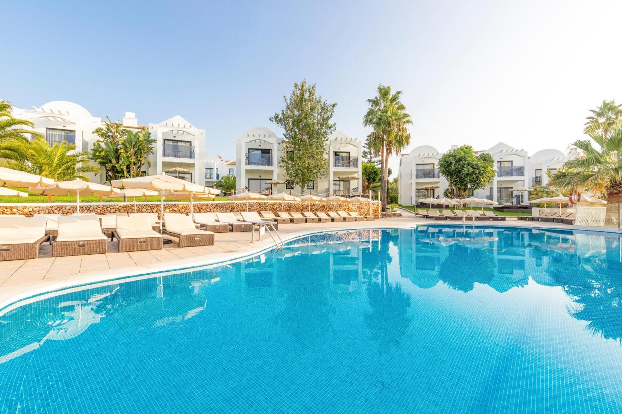 Marsenses Paradise Club Cala en Bosch Esterno foto